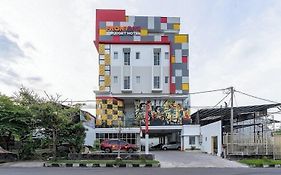 Front One Budget Boyolali